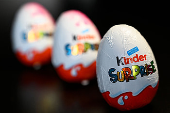 Kinder, Ferrero asks Americans, Dispose of some kinder products, Salmonella fears HD wallpaper