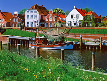 Calm countryside, river, boat, creek, pier, houses, serenity, nice, cottages, greenery, water, dock, calm, roofs, beautiful, grass, fresh, cabin, summer, pretty, field, green, clouds, nature, sky, port, flowers, lovely, village HD wallpaper