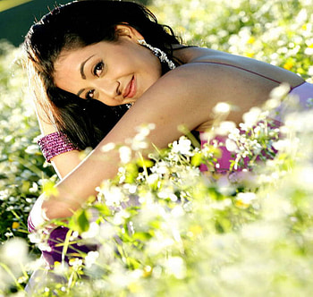 kajal, heroine, darling, cute, angel HD wallpaper