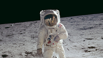 Apollo 11, Lunar landing site, Astronaut silhouette, Moon exploration HD wallpaper