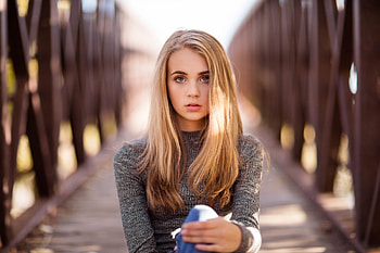 Girl In Depth Of Field Outdoors graphy, girls, model, depth-of-field HD wallpaper