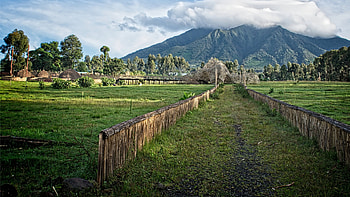 Rwanda travels, Best destinations, Rwanda cityscape, Let's go citysurfing HD wallpaper