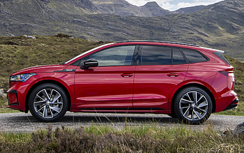 2022, Skoda Enyaq iV Sportline, side view, exterior, new red Enyaq, new Enyaq, Czech cars, Skoda HD wallpaper
