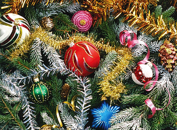 Holidays, Decorations, Holiday, Needles, Christmas Decorations, Christmas Tree Toys, Christmas Tree, Tinsel HD wallpaper
