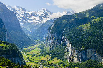 Launter Brunnen Valley Switzerland, switzerland, brunnen, valley, launter HD wallpaper