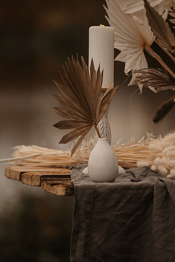 Vase, Miscellanea, Miscellaneous, Bouquet, Table, Decoration, Candle HD phone wallpaper