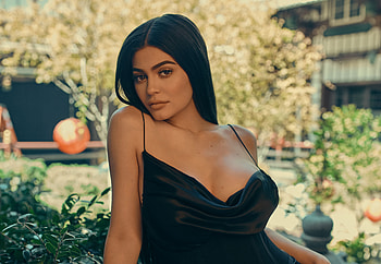 Kylie Jenner Drop Three 2017 , kylie-jenner, celebrities, girls, model HD wallpaper