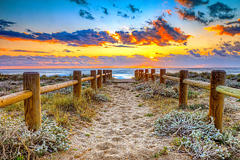 Sunset beach, beautiful, sky, Spain, fiery, sunset, beach, sea, exotic, peninsula, sands, fence HD wallpaper