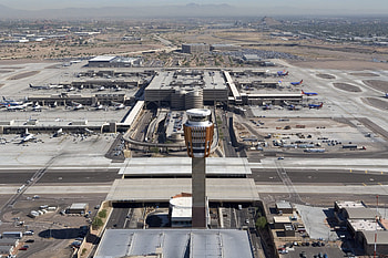 Sky Harbor International Airport, Phoenix, Terminal guide, Sustainable travel HD wallpaper
