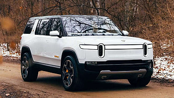 Rivian Automotive stock, Post-IPO updates HD wallpaper