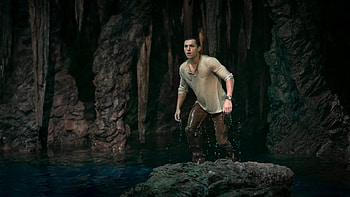 Gabrielle Braddock Nathan Drake Mark Wahlberg Victor Sullivan Antonio Banderas Santiago Moncada Sophia Ali Chloe Frazer Tati Uncharted HD wallpaper