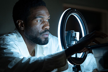 Wonder Man (2026) — : Focused Hero Portrait, TV Show, Yahya Abdul-Mateen II, Man HD wallpaper