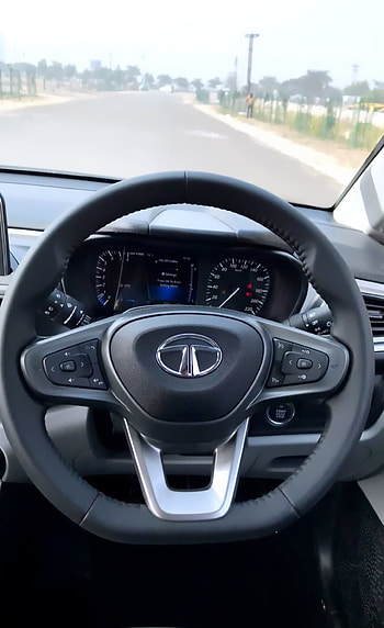 TATA, sky, HIGHWAY, personal_luxury_car, luxury, steering, altroz HD phone wallpaper