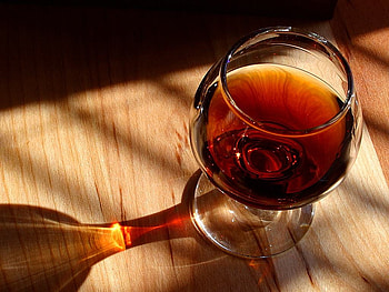 Cognac, abstract, cool, glass, drinks HD wallpaper
