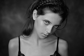 PORTRAIT / BW, graphy, portrait, face, bw, woman, beauty HD wallpaper