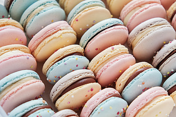 Colorful, sweets, macarons HD wallpaper