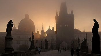 Timeless bridge, Medieval legacy, River reflections, Prague's iconic symbol HD wallpaper
