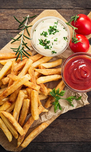 Delicious fries , Crispy indulgence, Mouth-watering temptation, Food graphy HD phone wallpaper