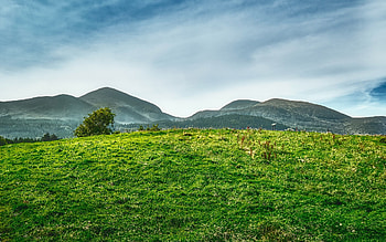 Irish Countryside, Poetic landscapes, Whimsical tales, Irish folklore HD wallpaper