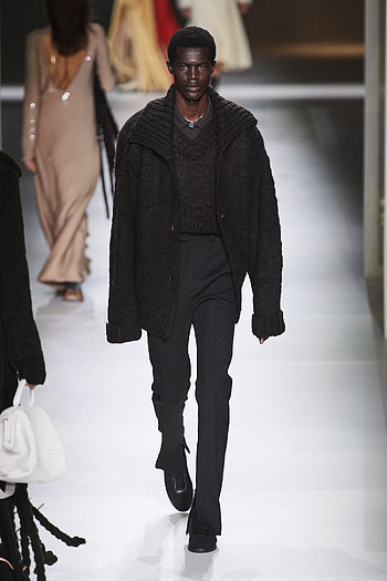 Bottega Veneta, Milan Fashion Week, Fall Winter 2020/21, Elle magazine HD phone wallpaper