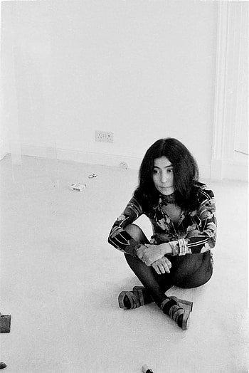 Yoko Ono, Inimitable style, Vogue, Praise HD phone wallpaper