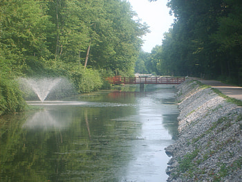 Swift Run, trail, creek, canal, path, fountain, bridge, nature, water HD wallpaper