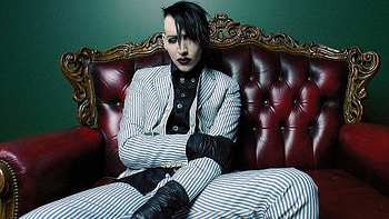Marilyn Manson, Dark music icon, Shock rock legend, Controversial artist HD wallpaper