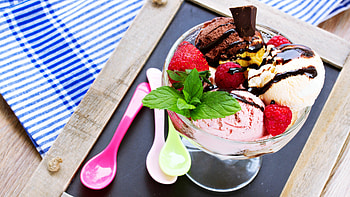 ice cream , , Refreshing dessert, Delicious temptation HD wallpaper