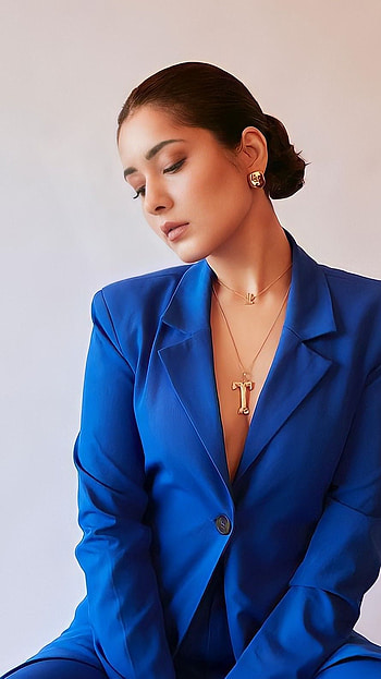Raasi khanna, telugu actress HD phone wallpaper