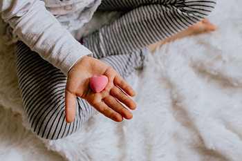 Love, Hand, Heart HD wallpaper