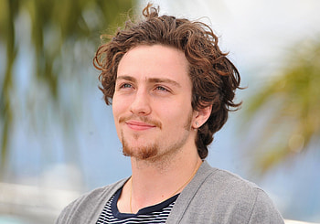 Aaron Taylor-Johnson, Kick-Ass 2, Memorable performance, Climactic fight scene HD wallpaper
