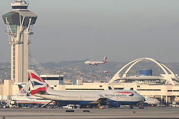 Los Angeles International Airport, Air travel hub, Modern infrastructure, Global connectivity HD wallpaper