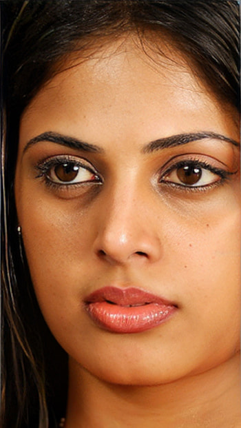 Sindhu Menon, malayalam actress HD phone wallpaper