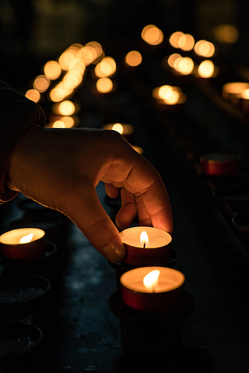 Candles, Dark, Hand, Miscellanea, Miscellaneous HD phone wallpaper