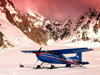 Landing on Ice, beautiful HD wallpaper