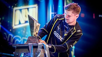 s1mple Triumphs: Natus Vincere Esports, esports, Natus Vincere, s1mple HD wallpaper