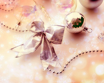 Christmas decoration, colorful, decoration, merry christmas, beads, christmas ball, ribbon, colors, beauty HD wallpaper