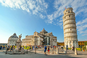 Leaning Tower of Pisa, Iconic landmark, Architectural wonder, Italian heritage HD wallpaper