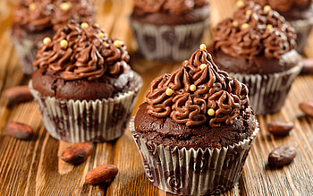 Cute cupcake, Pretty , High resolution, Sweet treat HD wallpaper