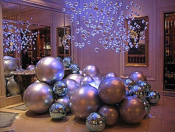 ღ.Spectacular Big Balls.ღ, jolly, winter, design, festival, colors, wonderful, big, striking, sweet, gorgeous, other, magnificent, mind teasers, spectacular big balls, purple, displays, decoration, lovely, colorful, abundant, graphy, cute, beauty, holiday, abstract, sparkle, amazing, happiness, winter time, new year, greeting, ornaments, beautiful, splendidly, balls, seasons, celebration, family, christmas, love, 2013, hang, splendor, glass balls HD wallpaper