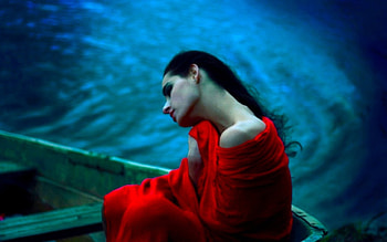 Melancholic Girl in Boat, boat, graphy, girl, beautiful, serene, nice, woman, melancholic, pretty, red, scarf, female HD wallpaper