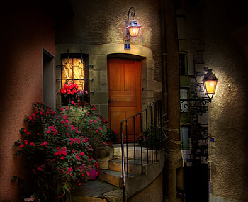 Beautiful House, beautiful, flowers, light, house HD wallpaper