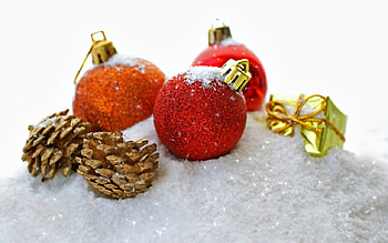 Christmas Decoration, bokeh, holidays, graphy, happy holidays, beauty, xmas, holiday, magic christmas, new year, christmas balls, merry christmas, magic, balls, beautiful, happy new year, decoration, pretty, christmas, ball, decorations, lovely HD wallpaper