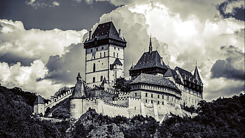 Gothic Elegance: of Karlštejn Castle, Czech Republic, gothic, architecture, castle, Czech Republic, Karlštejn Castle HD wallpaper