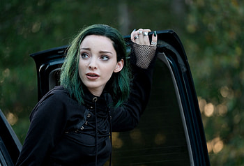 Emma Dumont In The Gifted , the-gifted, tv-shows, emma-dumont, celebrities, girls HD wallpaper