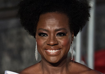 Viola Davis movies, Pre-diabetic revelation, Embracing natural hair, Widows movie HD wallpaper