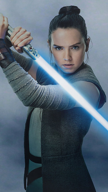 Rey, lightsaber, Daisy Ridley, Rey (Star Wars), Star Wars, movie HD phone wallpaper