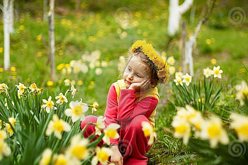 Young girl in traditional clothes, girl, flowers, red, yellow HD wallpaper