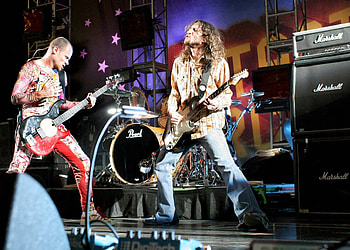 John Frusciante and Flea, Red Hot Chili Peppers HD wallpaper