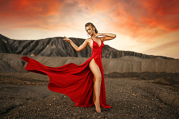 Model at Sunset in a Red Gown, model, dress, blonde, sunset HD wallpaper